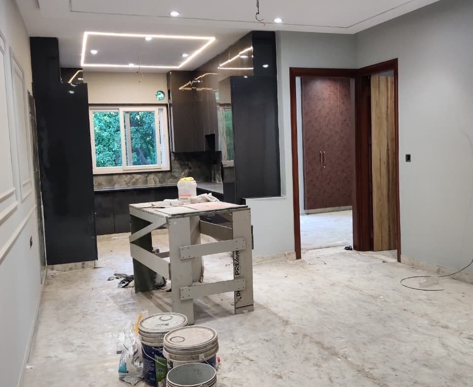Park-facing 150 gaj newly built builder floor available for rent in the heart of C1 Block Janakpuri.