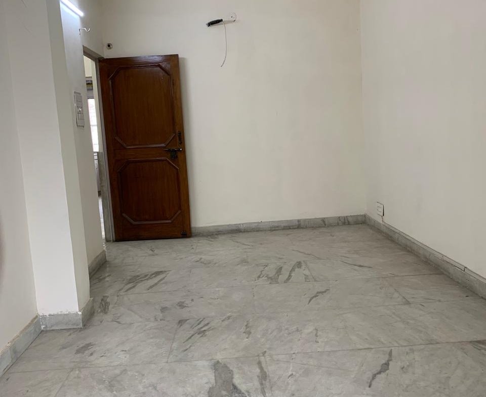 Modern 2 BHK for Rent in C4H Block, Janakpuri | Park Views, Ideal for Families