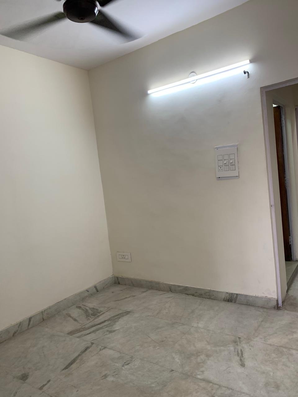 Modern 2 BHK for Rent in C4H Block, Janakpuri | Park Views, Ideal for Families Modern 2 BHK for Rent in C4H Block, Janakpuri | Park Views, Ideal for Families