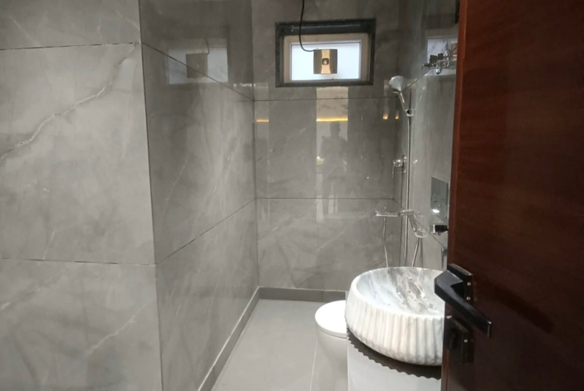 Buy newly renovated 3 BHK Ground Floor LIG Flat in C4G Block Janakpuri featuring premium interiors, top-end finishing, modular kitchen, modern washrooms, and prime West Delhi connectivity.