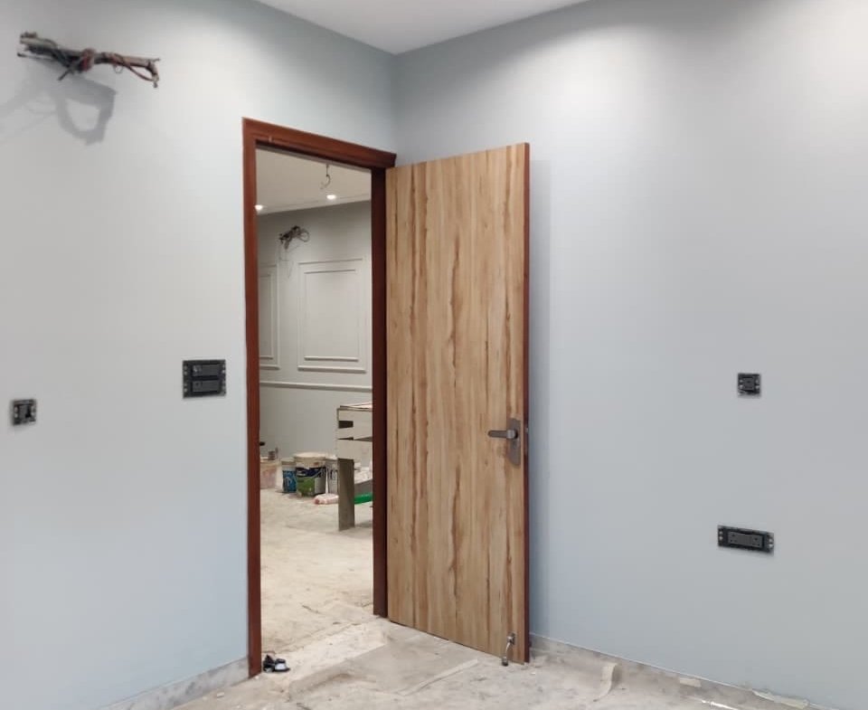 Park-facing 150 gaj newly built builder floor available for rent in the heart of C1 Block Janakpuri.
