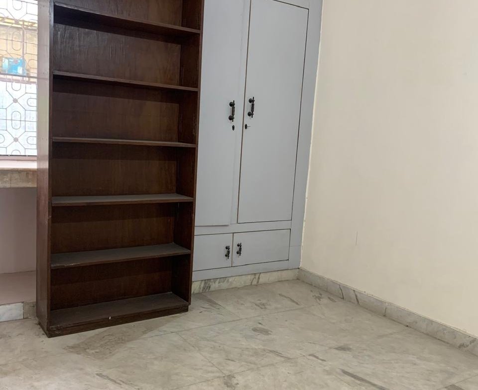 Modern 2 BHK for Rent in C4H Block, Janakpuri | Park Views, Ideal for Families