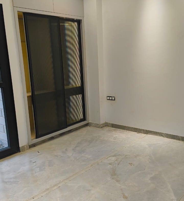 Buy brand new 150 sq yard 3 BHK premium builder floor with roof rights in C2 Block Janakpuri. Top floor property with modern interiors and premium construction quality.