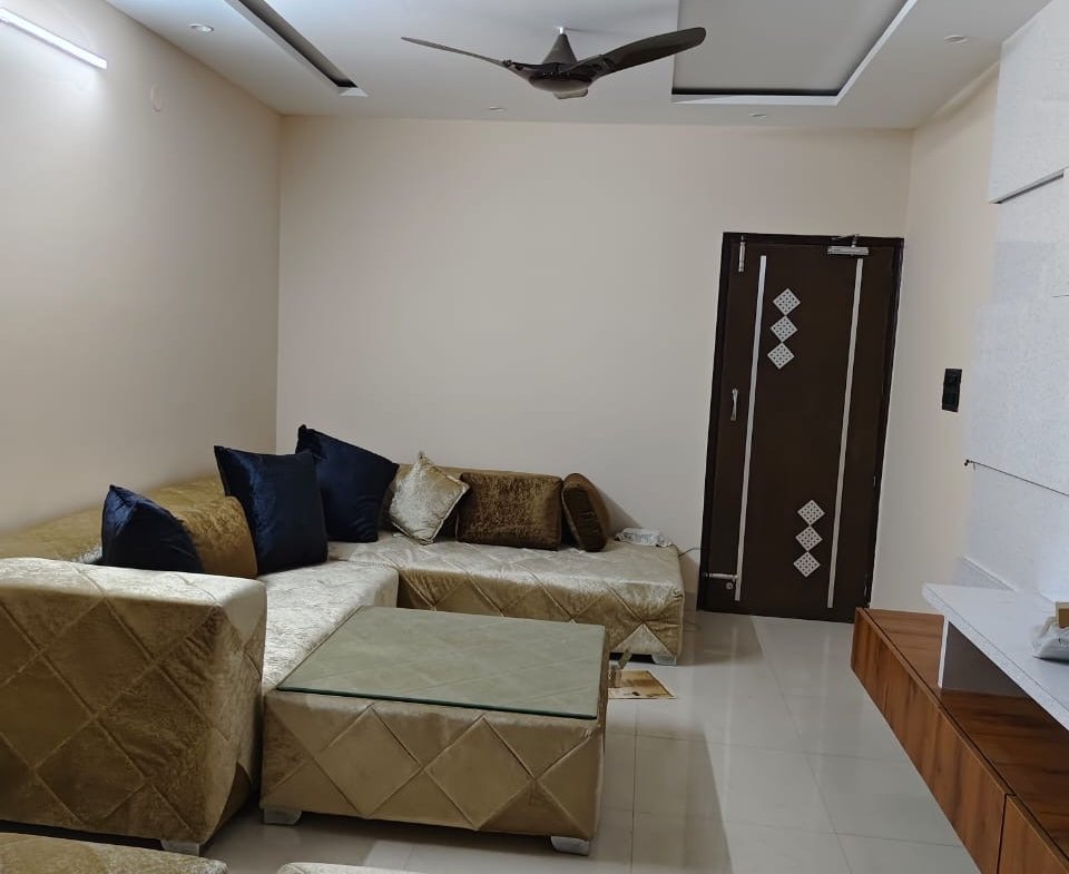 3 BHK Fully Furnished DDA Flat for Rent in C4D Block, Janakpuri