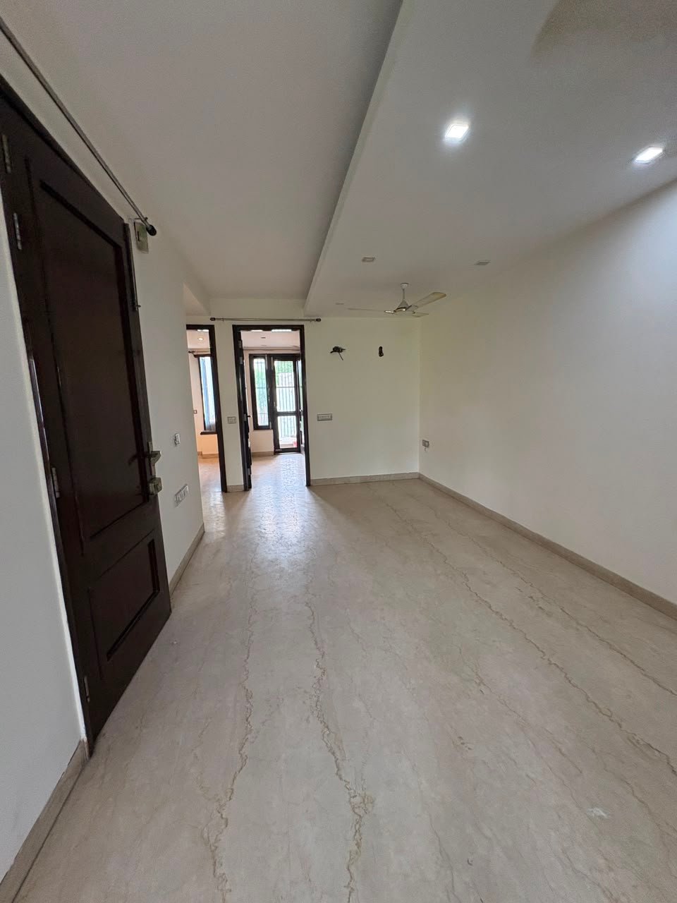 3 BHK builder floor for rent in B3 Block, Janakpuri. Park-facing home with lift, dedicated car parking, spacious rooms, and excellent connectivity. Rent: ₹50,000/month. Schedule a visit with Janakpuri Homes.